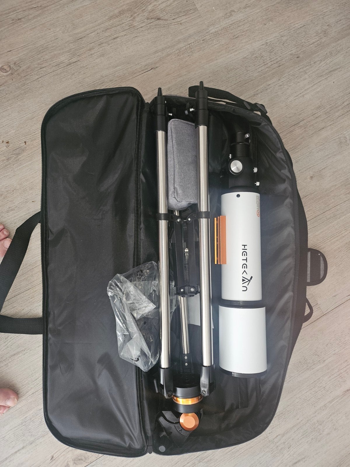 HETE<AN> Telescoop met statief en draagtas, Lenzentelescoop (refractor), Met statief, Ophalen of Verzenden, Zo goed als nieuw