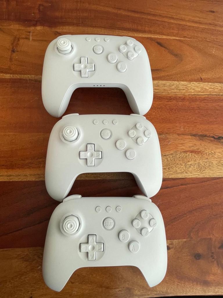 3x 8BitDo Bluetooth Controllers - Zo goed als nieuw, Ophalen of Verzenden, Zo goed als nieuw