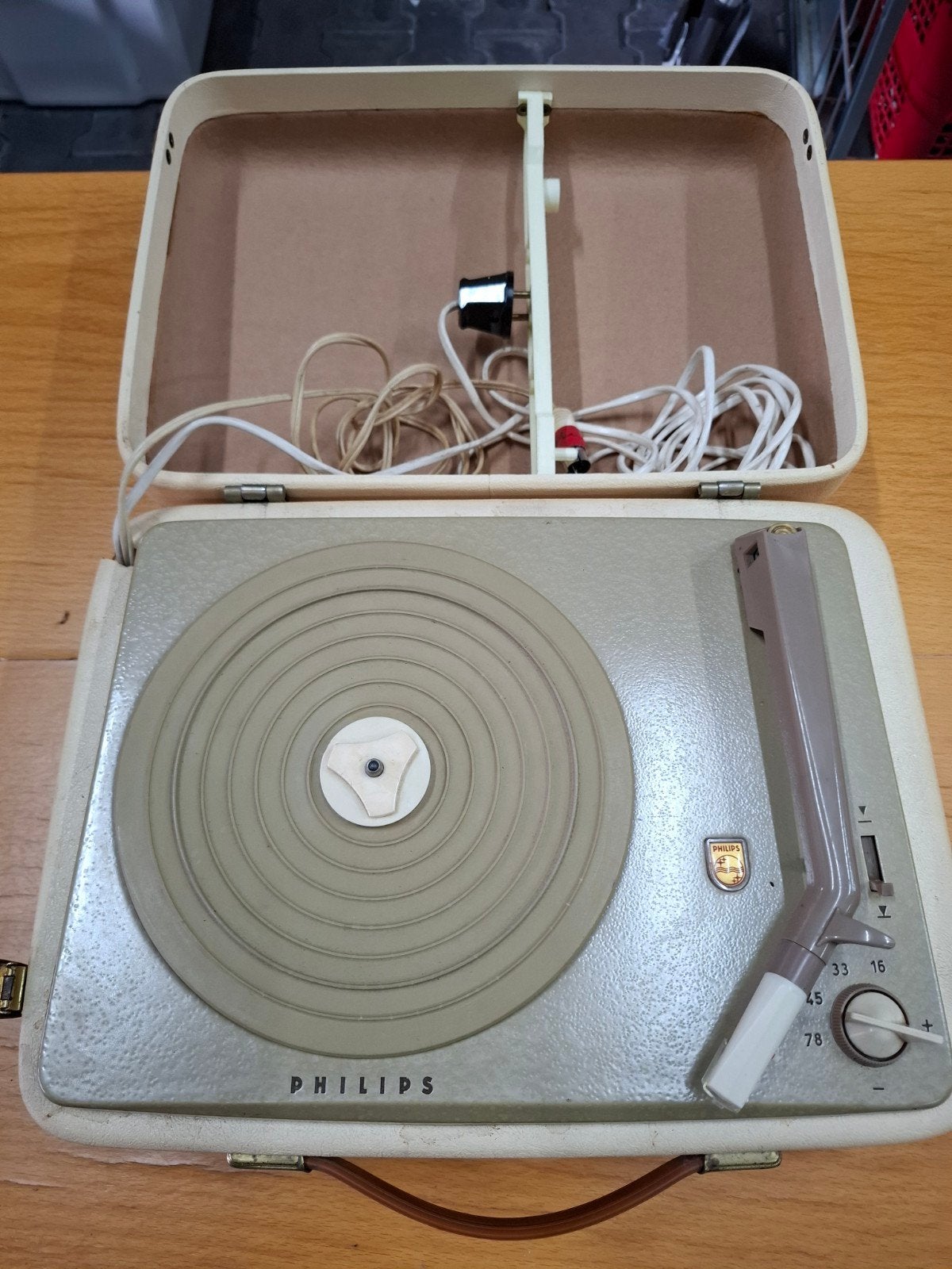 Vintage Philips Platenspeler - Draagbaar Koffer Model, Ophalen of Verzenden, Philips