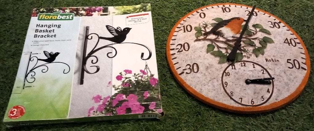 €12 - Handbeschilderde Vogelklok & Nieuwe Plantenhaak, Wandklok, Analoog, Werkt op batterijen, Nieuw