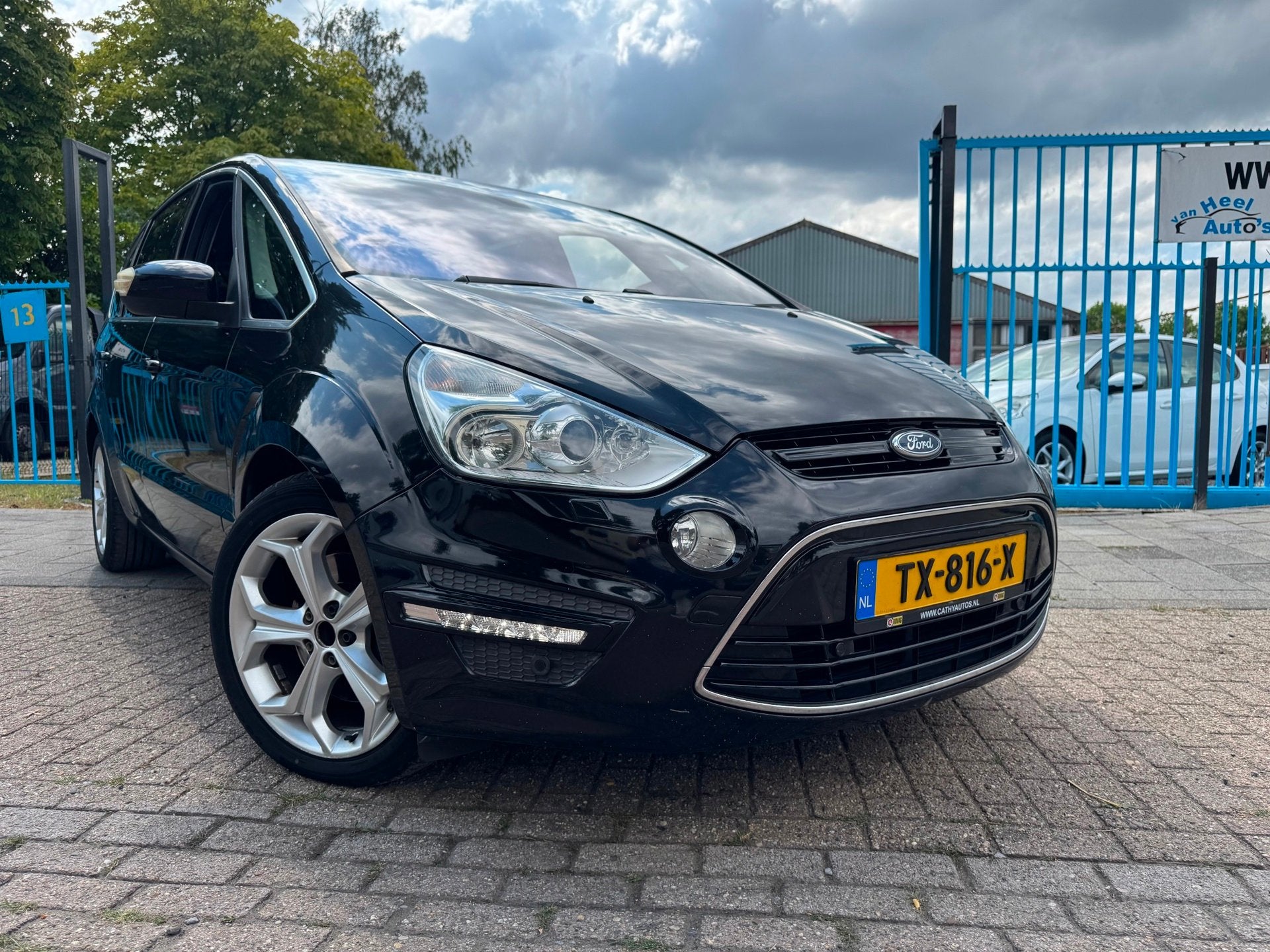 Ford S-Max 2.0 EcoBoost 7p Clima Pano Xenon Leder Apk 06-202, Auto's, Euro 5, Gebruikt, Zwart, 4 cilinders