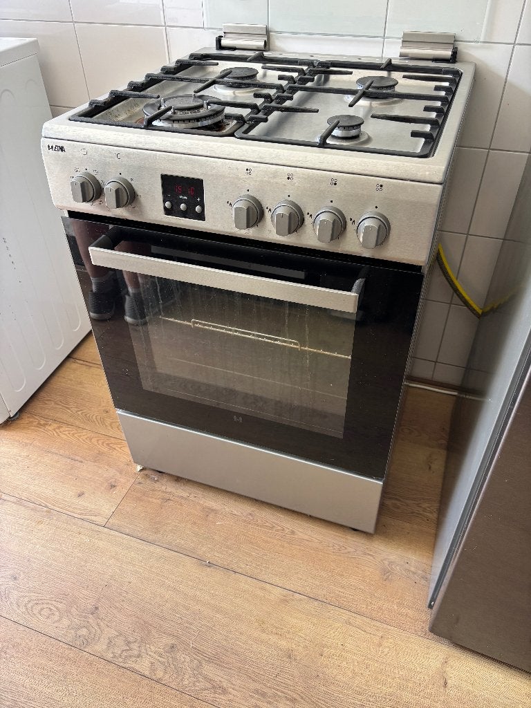 Etna gasfornuis met oven - Zo goed als nieuw, Ophalen, Gebruikt, 4 kookzones, Gas