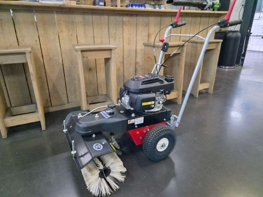 JCC demo! Limpar 72 Veegmachine met Honda motor en diff.., Ophalen, Lijsterstraat 41, Limpar, Zo goed als nieuw