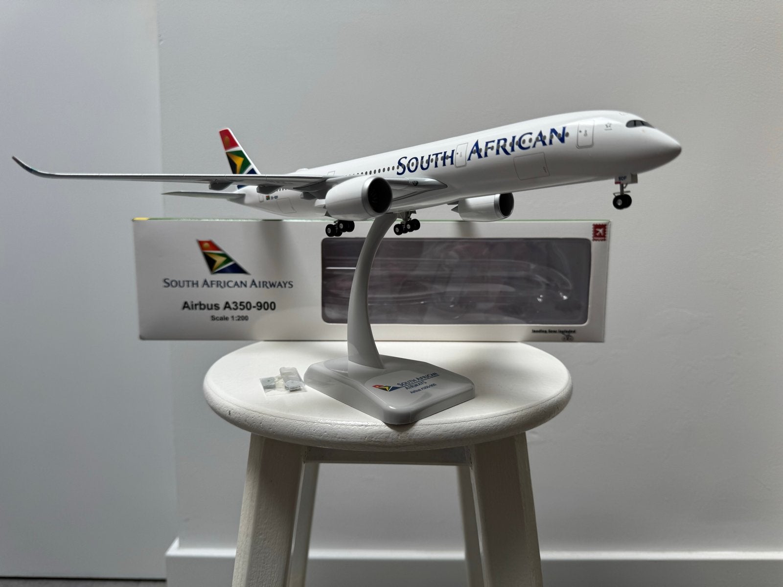 South African A350-900 Schaal 1:200 Modelvliegtuig, Verzamelen, Ophalen of Verzenden, Zo goed als nieuw