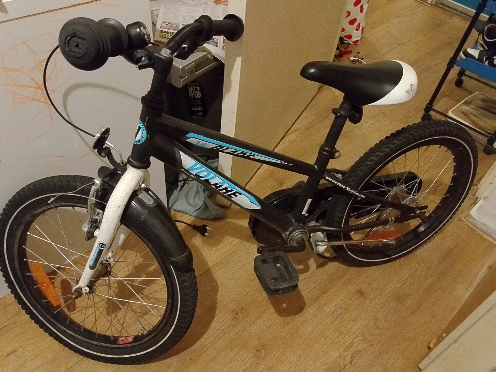 Volare Blade Kinderfiets 16 inch - Zwart/Blauw, Ophalen, Velgrem, Volare, 16 tot 20 inch