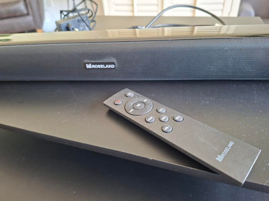 Roseland Bluetooth Soundbar met afstandsbediening, Ophalen of Verzenden, Bluetooth, Zo goed als nieuw