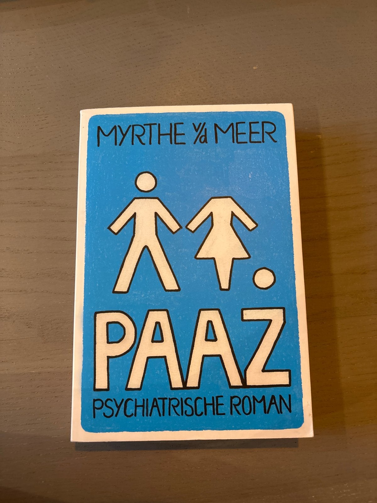PAAZ - Myrthe van der Meer (Psychiatrische roman), Ophalen of Verzenden, Zo goed als nieuw, Nederland