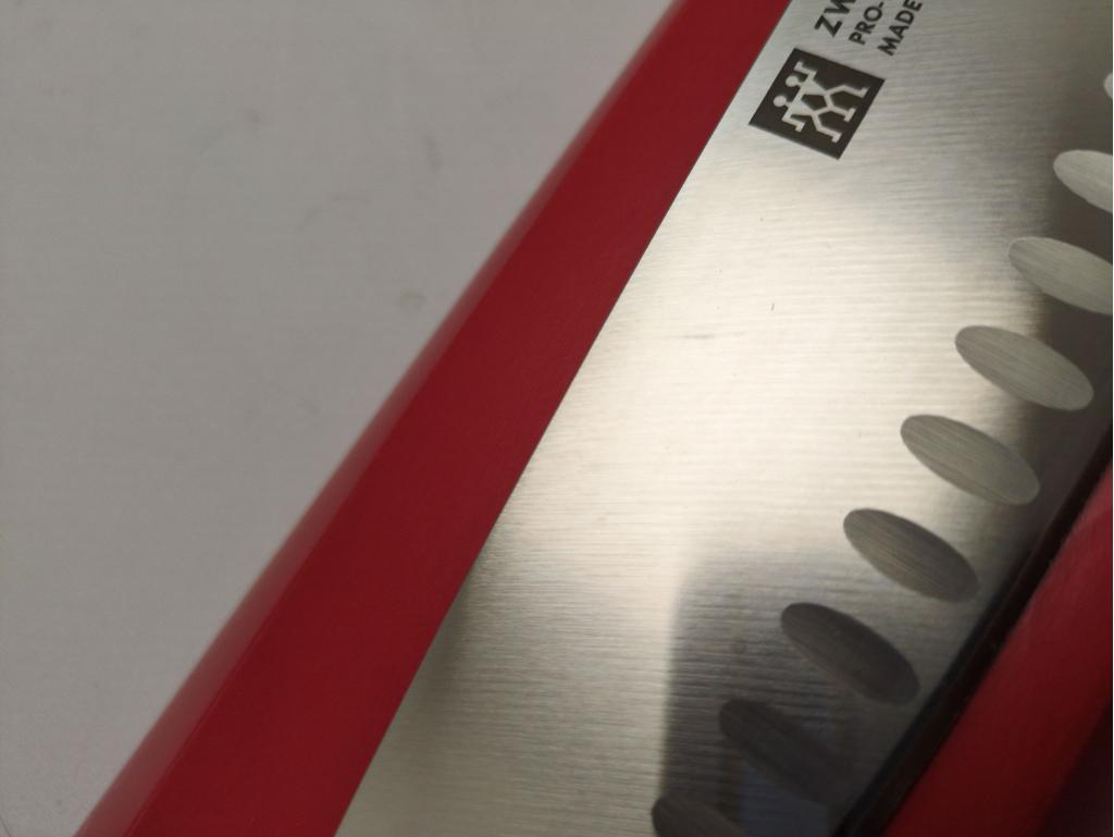 Zwilling Pro santokumes 18cm - met krasje, Info@mystore.nl, Overige typen, Bruggestraat 18, Metaal