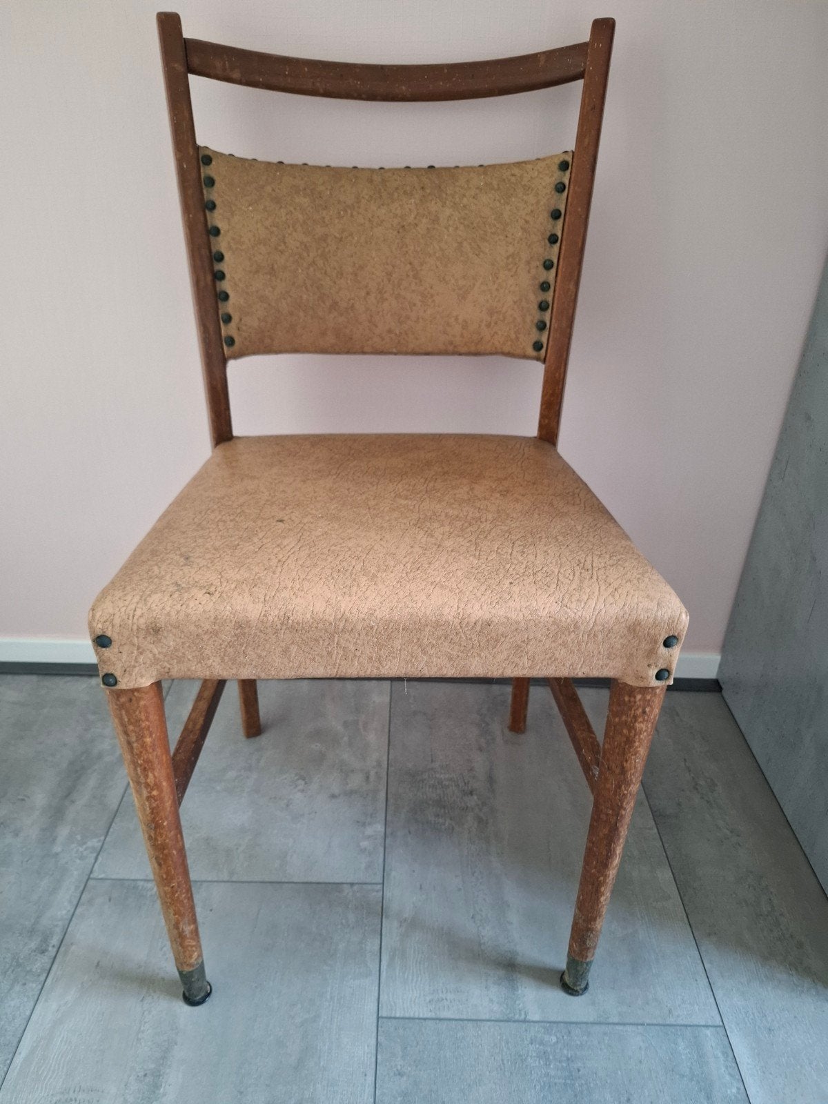 Oude houten stoel, vintage of brocante, Antiek en Kunst, Ophalen
