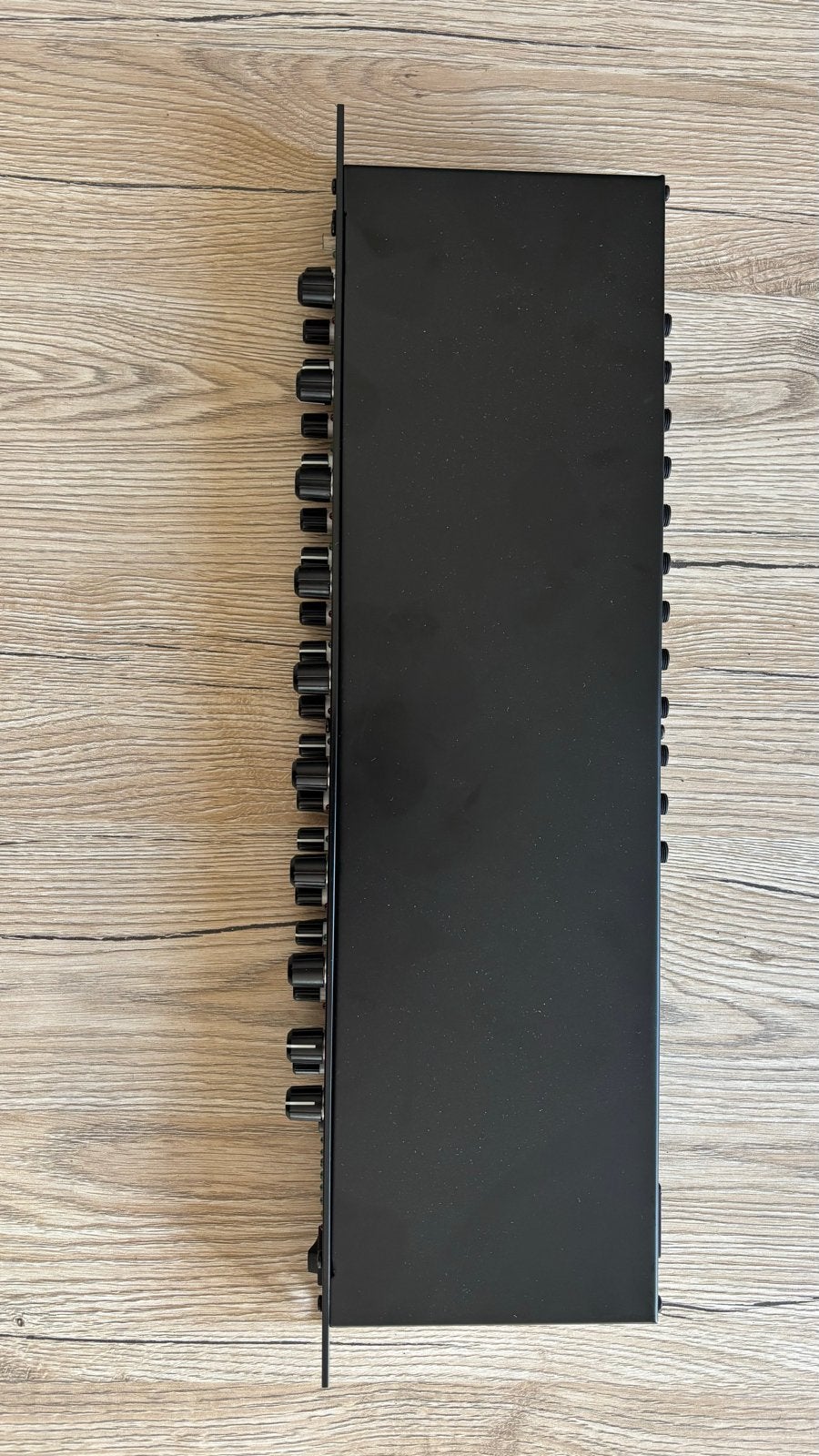 ART MX822 8-kanaals 19 inch stereo mixer (2mnd oud), Ophalen, Zo goed als nieuw, 5 tot 10 kanalen, Microfooningang