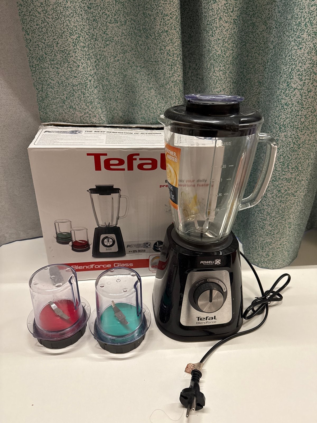 New Tefal Blendforce Glass Blender, Witgoed en Apparatuur, Ophalen of Verzenden, Zo goed als nieuw, Blender