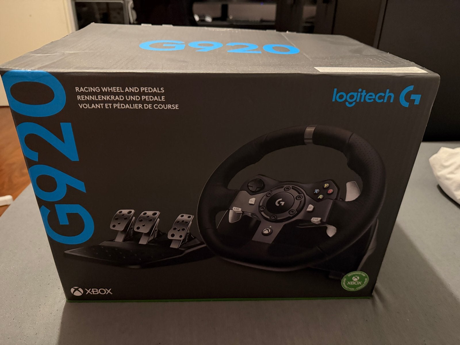Logitech G920 Driving Force Racing Stuur voor Xbox en PC, Ophalen, 1 speler, Racen en Vliegen, Eén computer