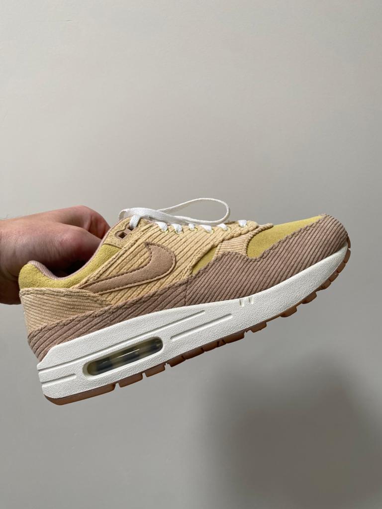 Nike air Max 1 SE Buff Gold 39, Beige, Nieuw, Ophalen of Verzenden, Sneakers of Gympen