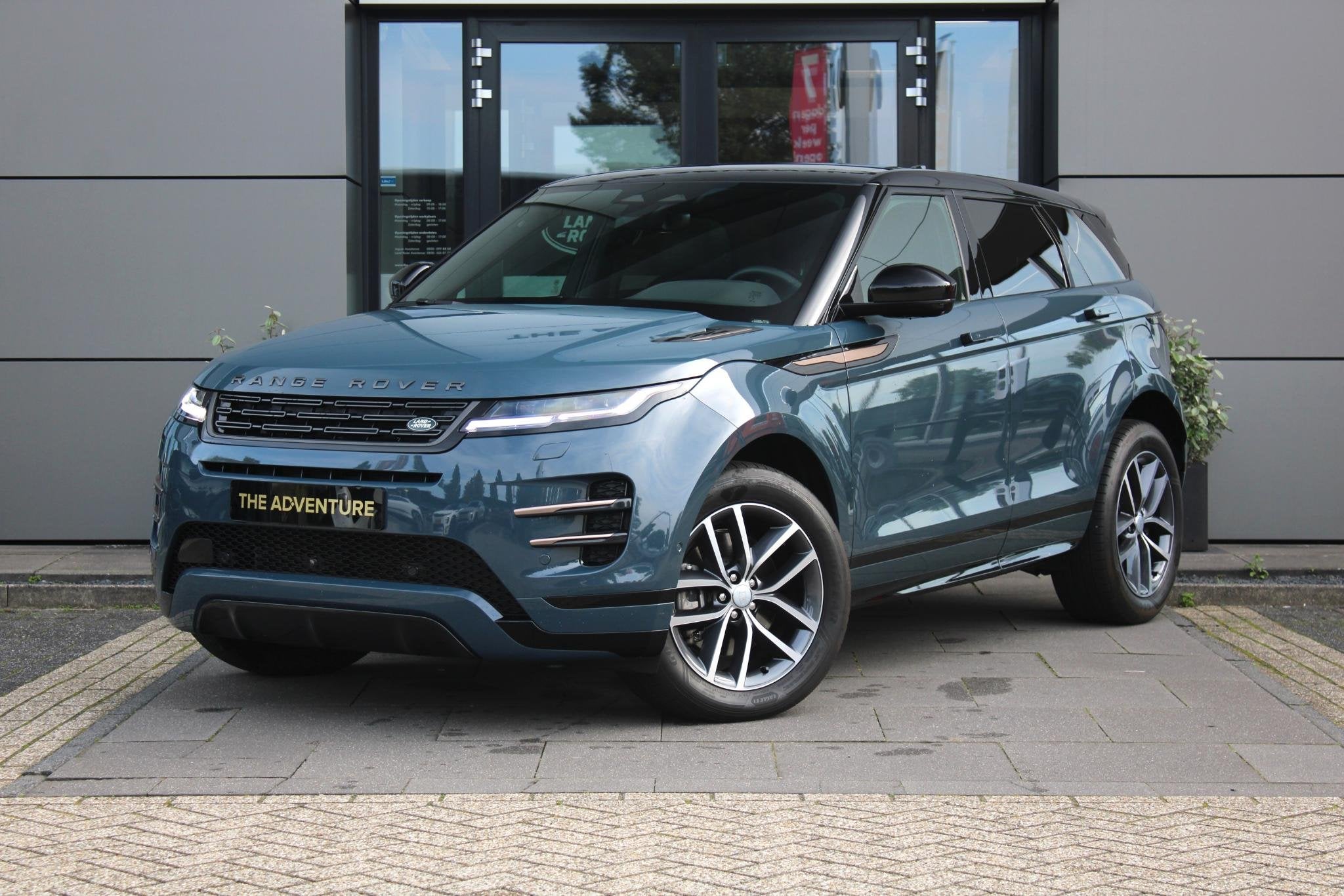 Land Rover Range Rover Evoque P300e Dynamic SE | Trekhaak |, Auto's, Automaat, 309 pk, Euro 6, Met garantie (alle)