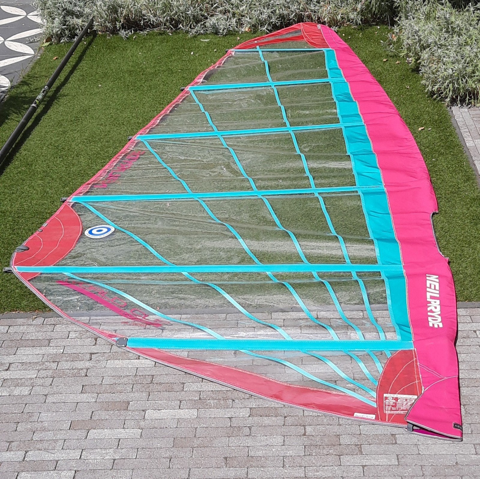 Neilpryde World Cup Racing MK III 6.9 m2 slalomzeil, Watersport en Boten, Windsurfen, Ophalen, 6.5 m² tot 8 m², Zo goed als nieuw