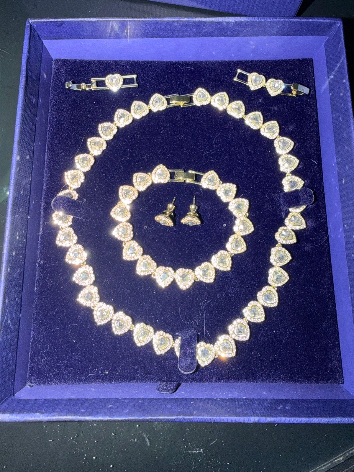 Swarovski Hartjes Sieradenset: Ketting, Armband & Oorbellen, Overige materialen, Zo goed als nieuw, Goud, Ophalen