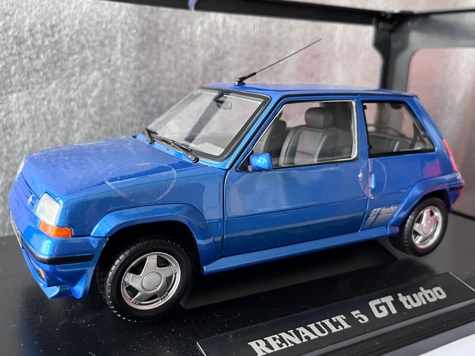 Renault 5 GT Turbo NIEUW!!!, Hobby en Vrije tijd, Modelauto's | 1:18, Ophalen, Nieuw, Norev