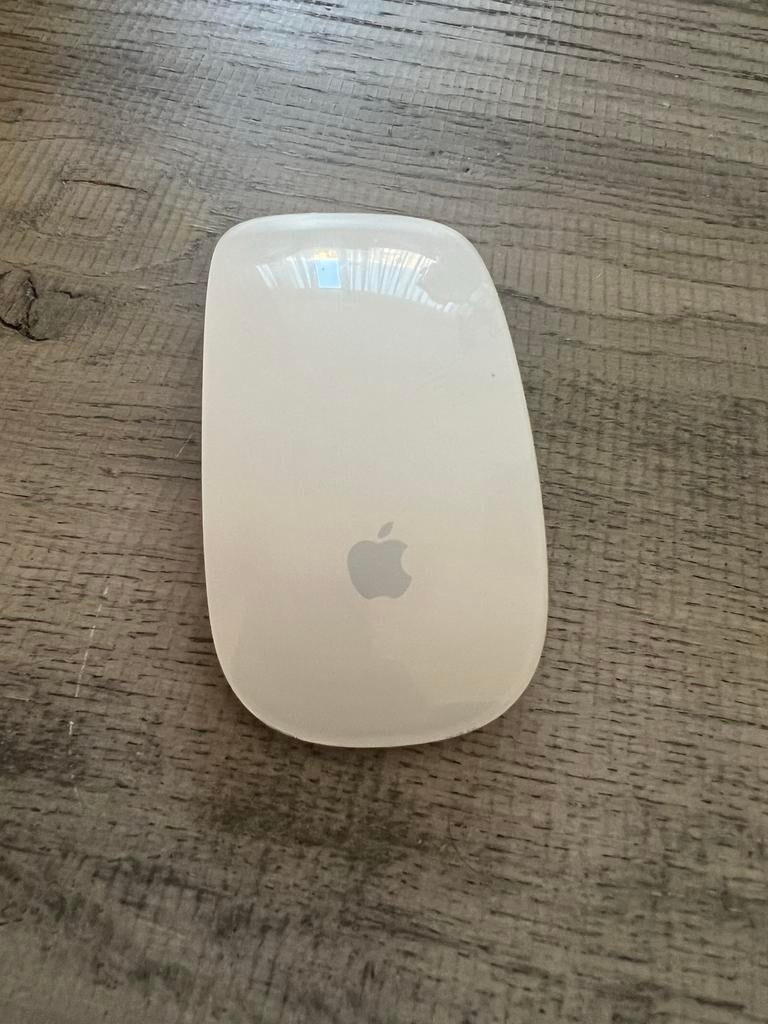 Apple Magic Mouse - Draadloze Muis, Ophalen of Verzenden, Gebruikt, Draadloos, Muis