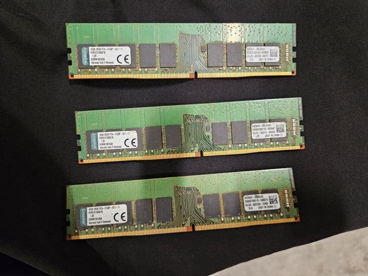 DDR4 ECC 16gb ramgeheugen, Computers en Software, Gebruikt, DDR4, Ophalen of Verzenden, Desktop