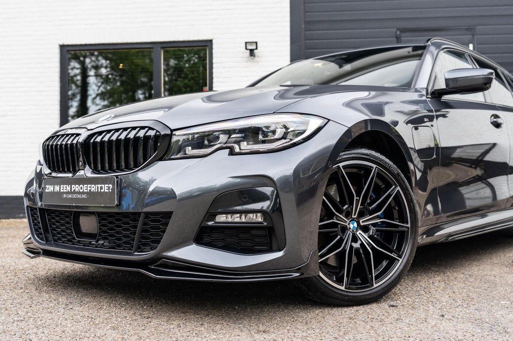 BMW 3-serie Touring 330e High Executive Pano 360 Drive Prof, 1998 cc, Achterwielaandrijving, Gebruikt, 4 cilinders