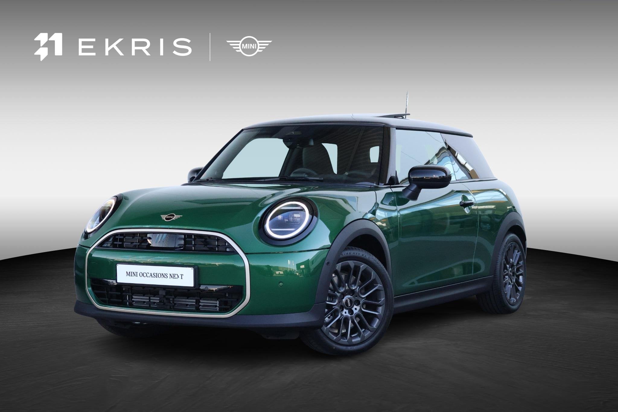 MINI 3-Deurs 1.5 Cooper C Blackyard | Pano-dak | Harman Kard, Stof, Gebruikt, 156 pk, Met garantie (alle)