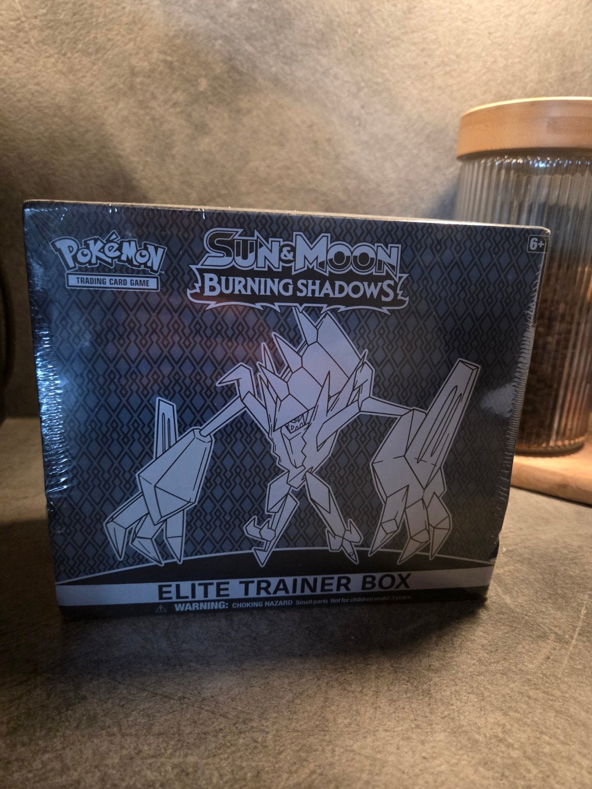 pokemon Burning Shadows elite trainer box, Ophalen of Verzenden, Nieuw