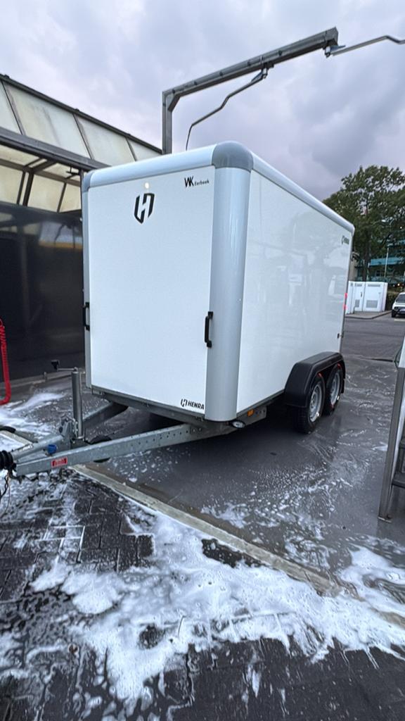 Henra Gesloten Aanhangwagen 2700KG, Ophalen, Zo goed als nieuw
