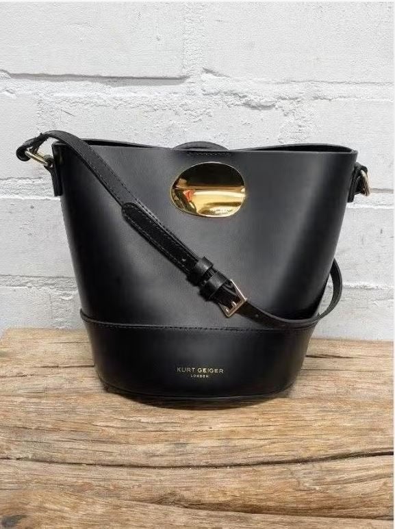 Kurt Geiger - Leren bucket bag - ZGAN -, Schoudertasje, Zwart, Ophalen of Verzenden, Zo goed als nieuw