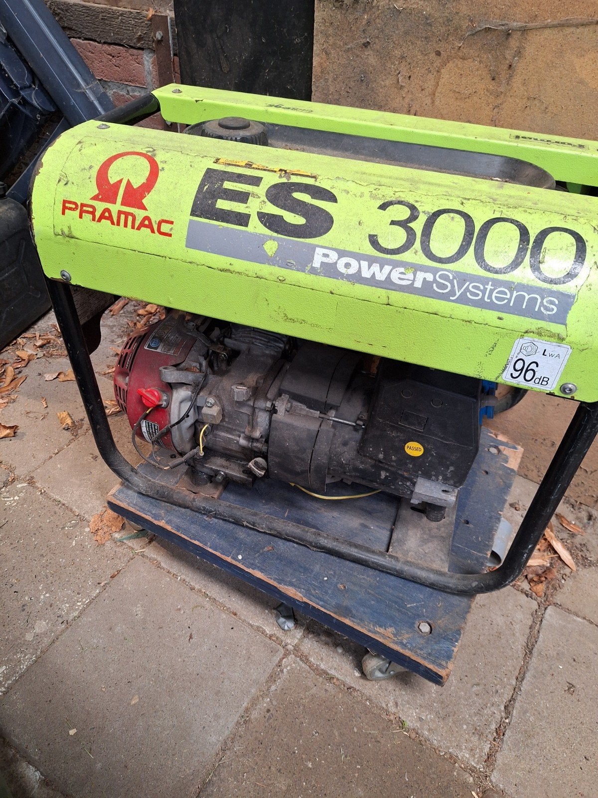 230v  3000w generator aggregaat defect, Ophalen of Verzenden, Gebruikt