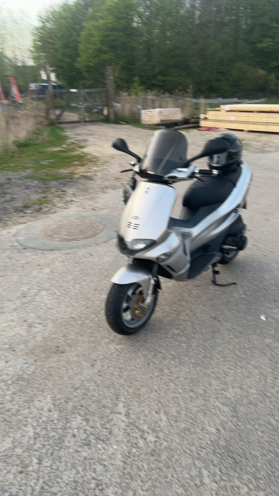 Gilera Runner 70cc Stage 1 Darkdream Bromscooter, Ophalen, 70 cc, Zo goed als nieuw, Gilera