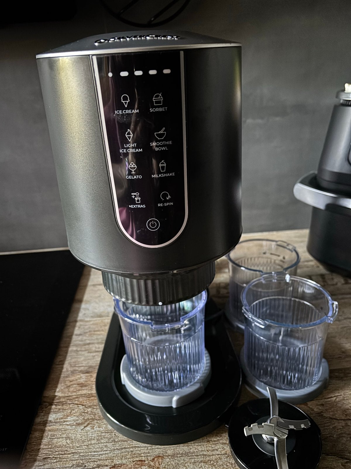 IJsmachine PRIJS VERLAAGD!! - Maak zelf ijs, sorbet en mee, Ophalen of Verzenden, Zo goed als nieuw, Zelfvriezend