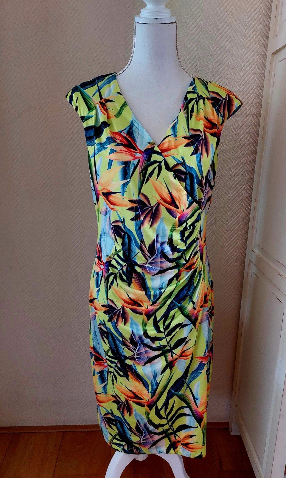 Smashed Lemon zomerjurk. Nieuw.  M/L, Ophalen of Verzenden, Zo goed als nieuw, Onder de knie