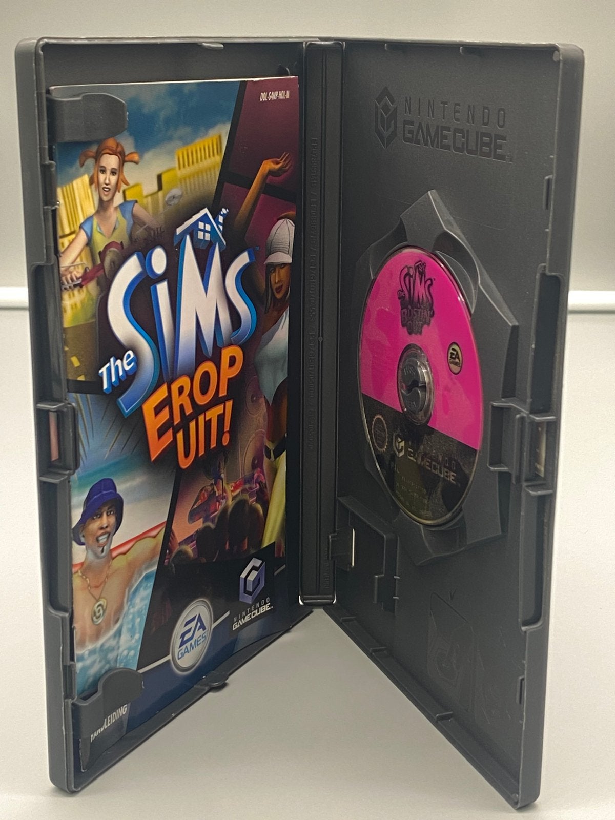The Sims: Bustin’ Out – Nintendo GameCube, Info@eagames.com, 2 spelers, Ophalen of Verzenden, EA Games, Nintendo