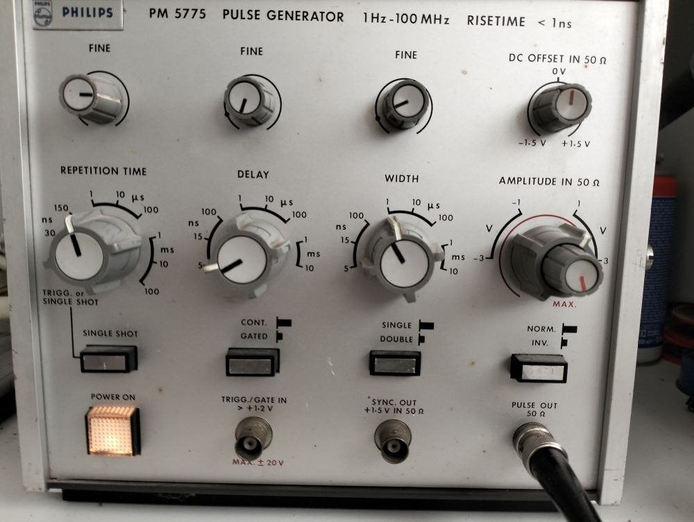 Philips PM5757 pulsgenerator 1Hz..100MHz, Doe-het-zelf en Verbouw, Meetapparatuur, Ophalen, Gebruikt, Overige meters
