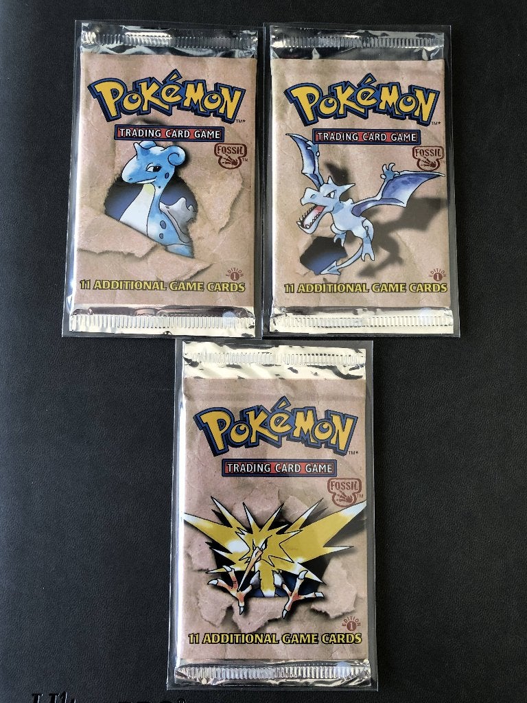 Booster Packs Fossil 1st Edition, Hobby en Vrije tijd, Verzamelkaartspellen | Pokémon, Ophalen of Verzenden, Nieuw, Booster