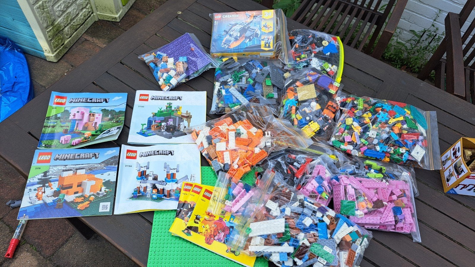 LEGO bak: Minecraft, City Politiebureau en meer, Ophalen of Verzenden, Gebruikt