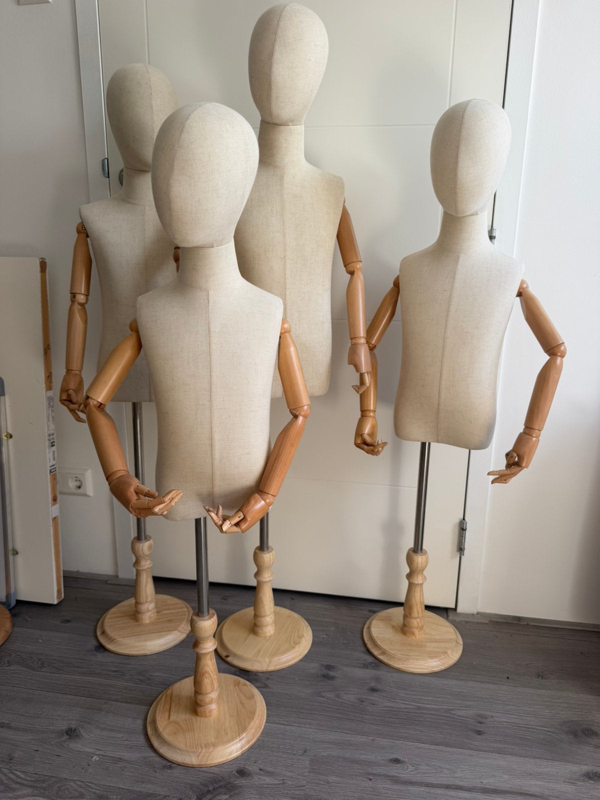Set 4 kinder etalagepoppen, Ophalen, Gebruikt, Paspop