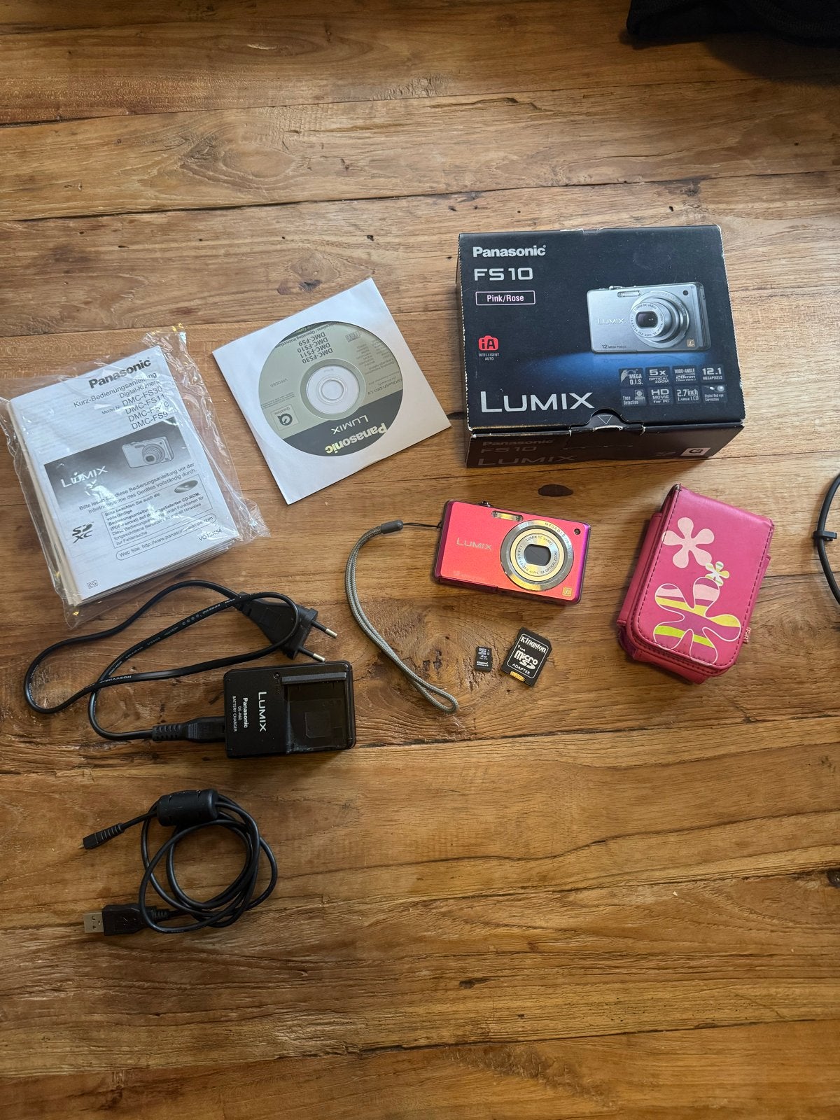 Panasonic LUMIX FS10 compactcamera met 4GB SD kaart, Ingebouwde flitser, Gebruikt, Panasonic, Ophalen of Verzenden