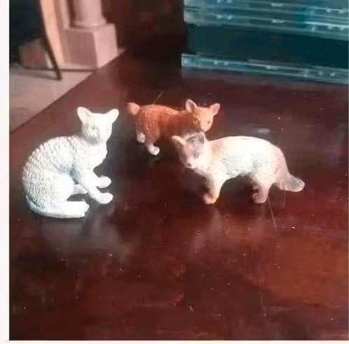 3x Safari Ltd Katten Beeldjes - Realistische Poezen Figuren, Ophalen of Verzenden, Gebruikt, Hond of Kat, Beeldje of Figuurtje