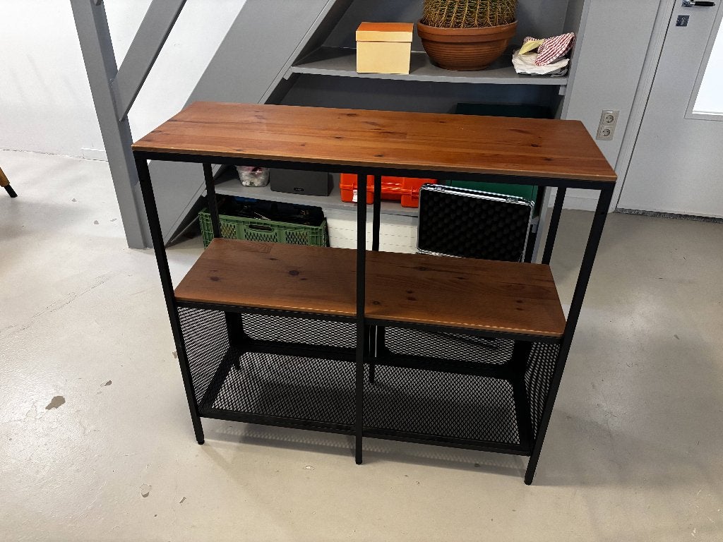 Industrieel kastje /  Dressoir (IKEA Fjällbo stijl), Ophalen, Met plank(en), Grenenhout, Gebruikt