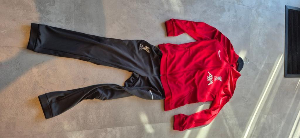 Liverpool Nike trainingspak zo goed als nieuw, Ophalen of Verzenden, Zo goed als nieuw