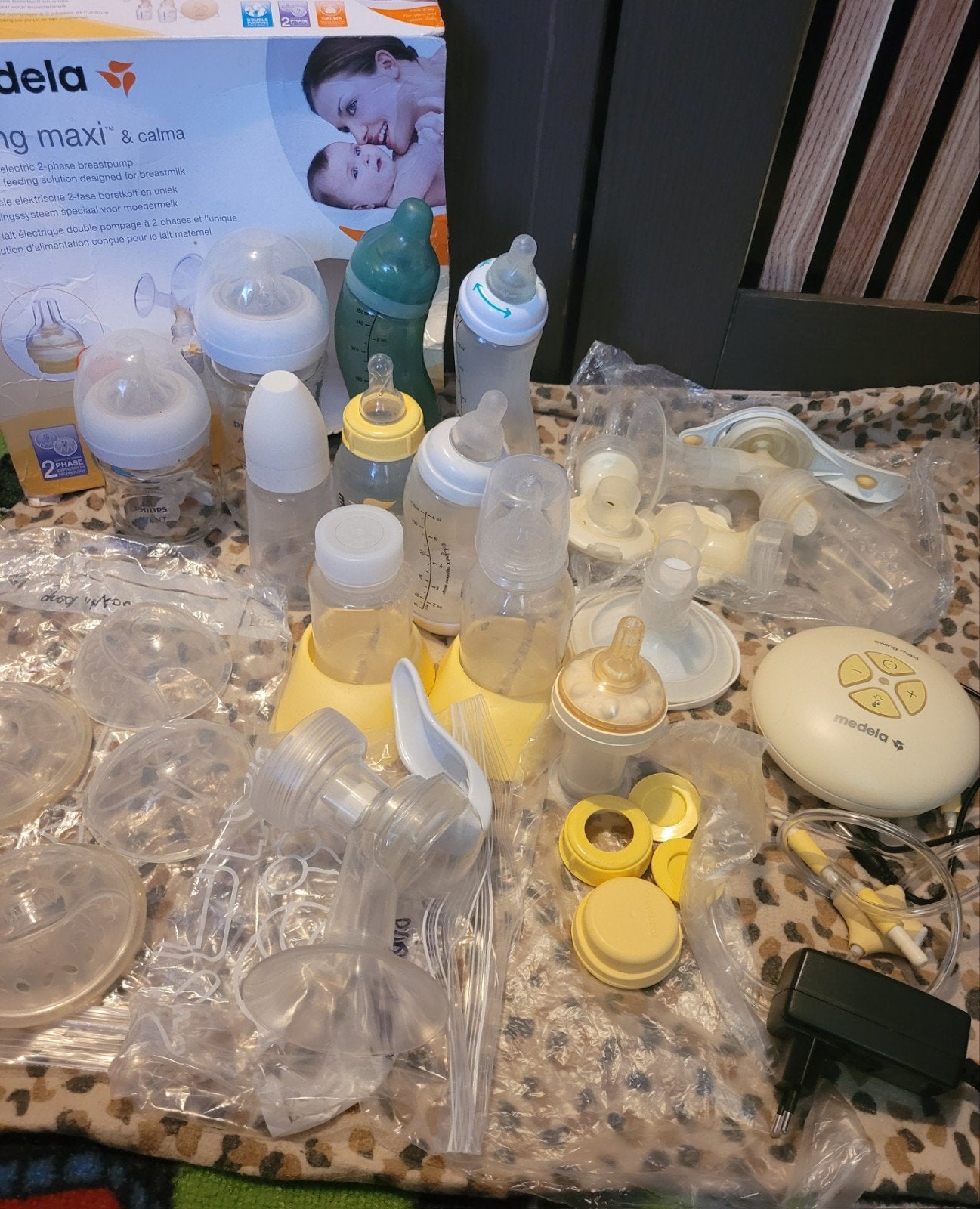 Medela Swing Maxi & Philips Avent Borstvoedingsset, Medela, Borstkolf, Ophalen of Verzenden, Gebruikt