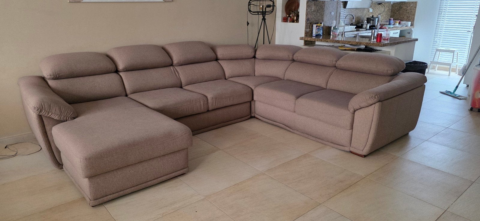 Beige/Ecru Loungebank met Slaapgedeelte & Deense Eettafelset, Ophalen