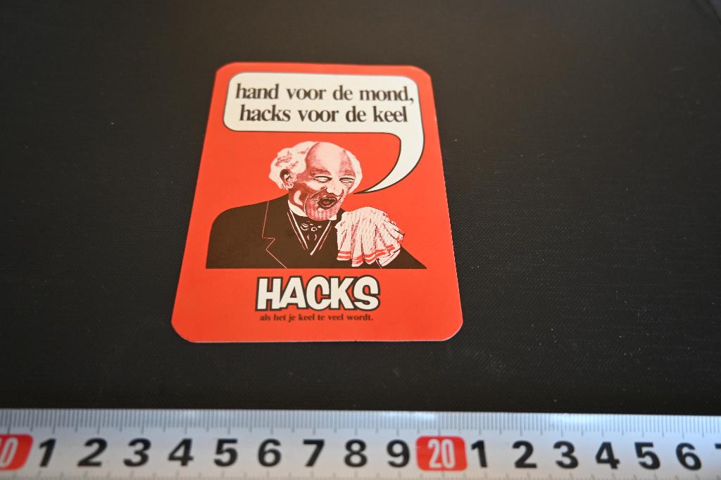sticker HACKS Hand voor de mond, hacks in de keel, Verzamelen, Stickers, Zo goed als nieuw, Ophalen