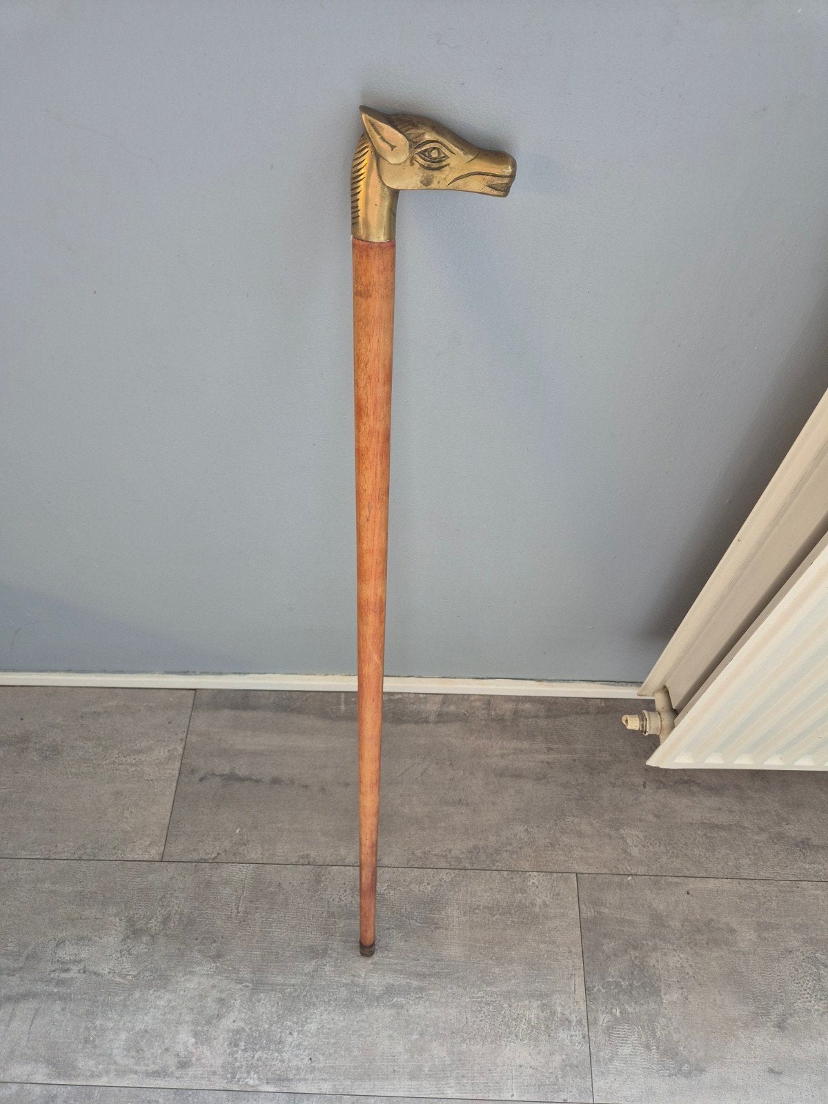 Antieke wandelstok met messing paardenkop handvat, Ophalen
