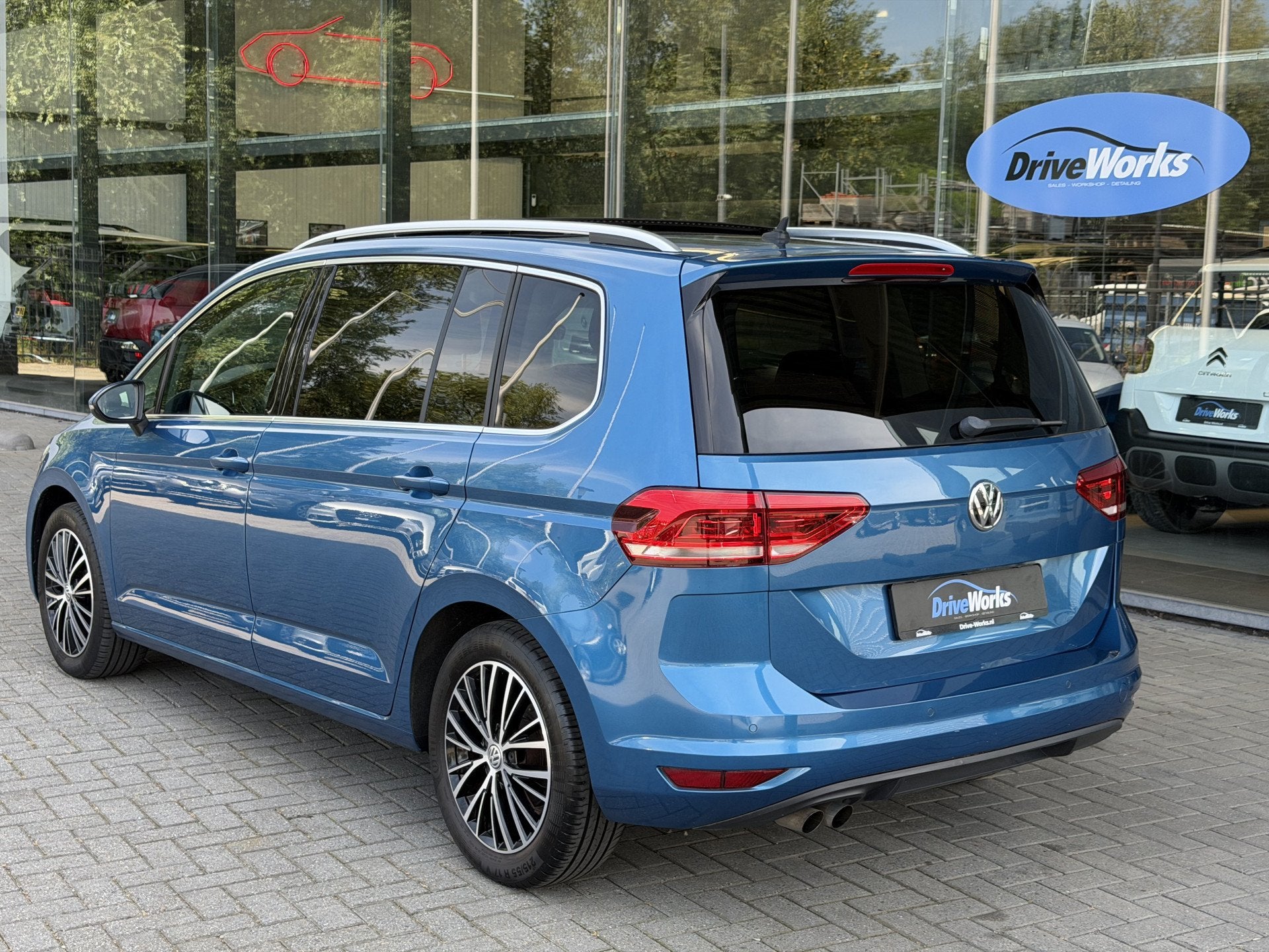 Volkswagen Touran 1.4 TSI Highline | Automaat | Panorama | A, Dealer onderhouden, 4 cilinders, Blauw, Leder en Stof