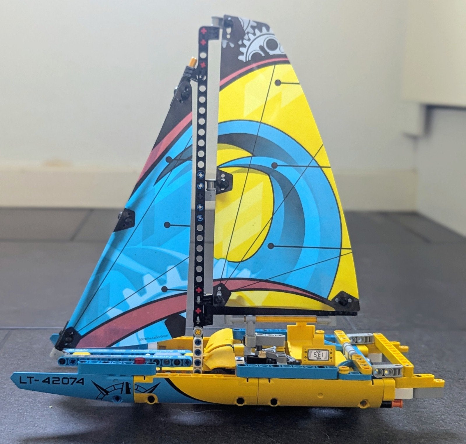 LEGO Technic Zeilboot 42074 - Compleet met boekjes, Ophalen of Verzenden, Zo goed als nieuw, Overige merken
