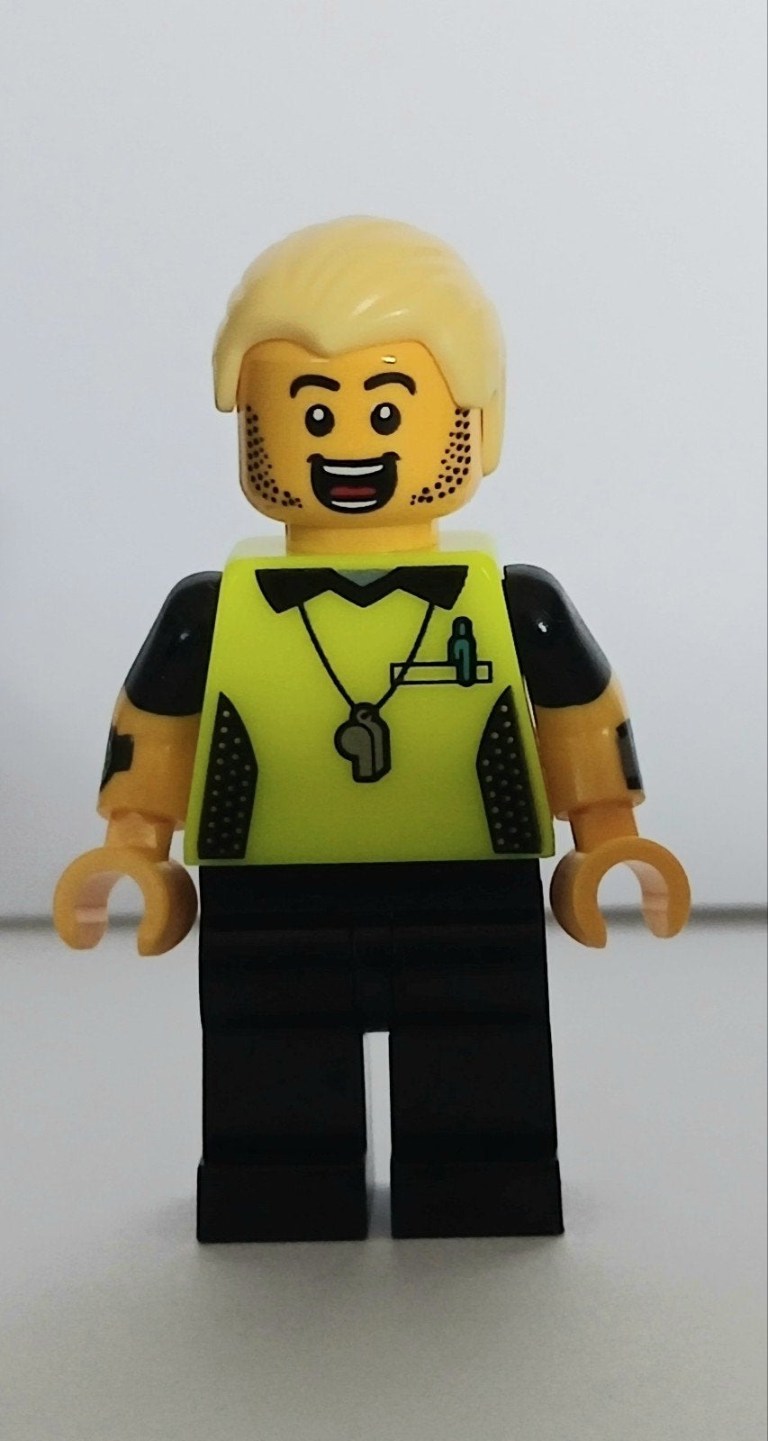 NIEUW lego SCHEIDSRECHTER poppetje minifig minifiguur, Ophalen of Verzenden, Nieuw, Minifiguur, Lego