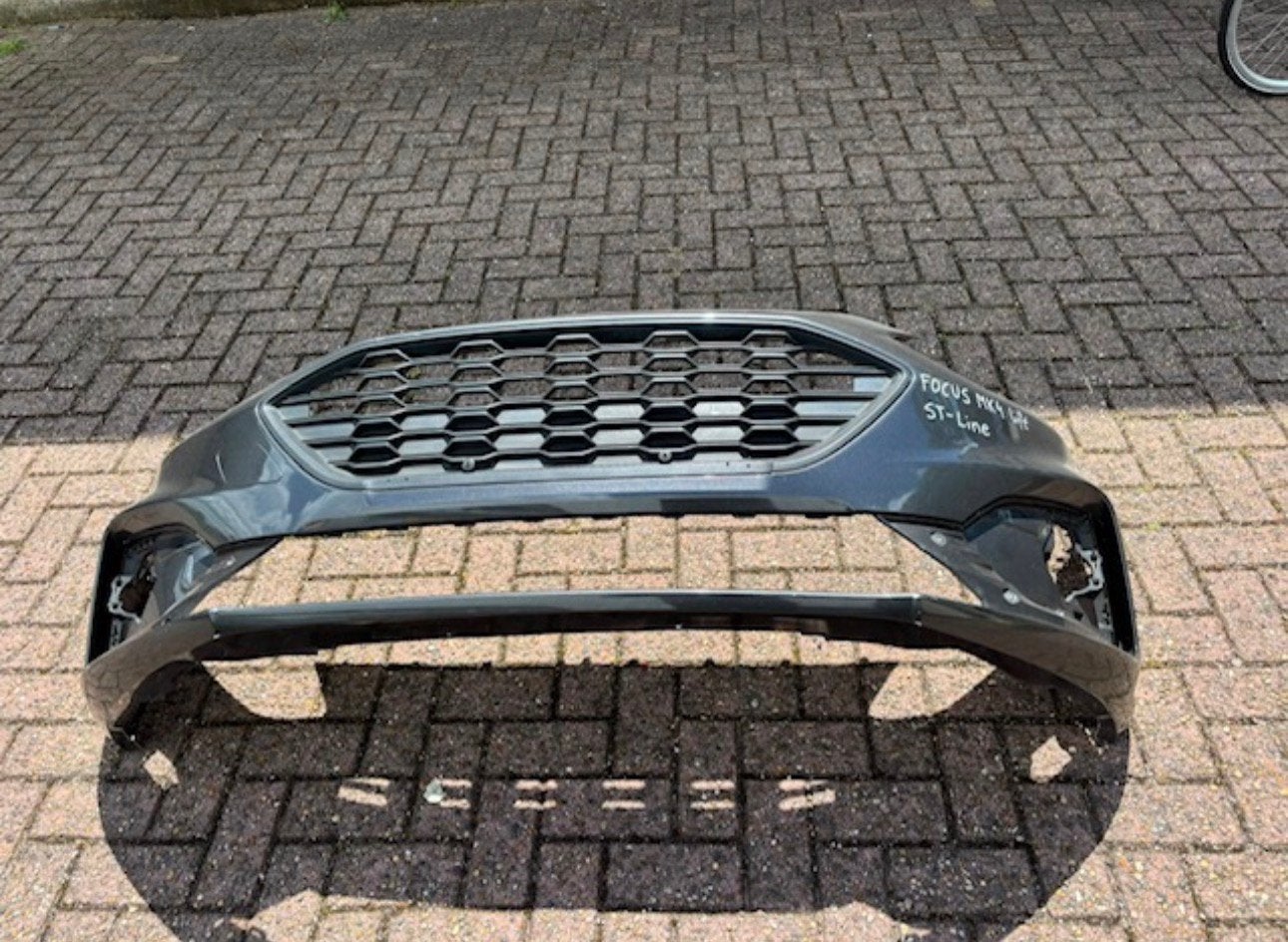 Ford Focus voorbumper, Ophalen, Ford, Bumper