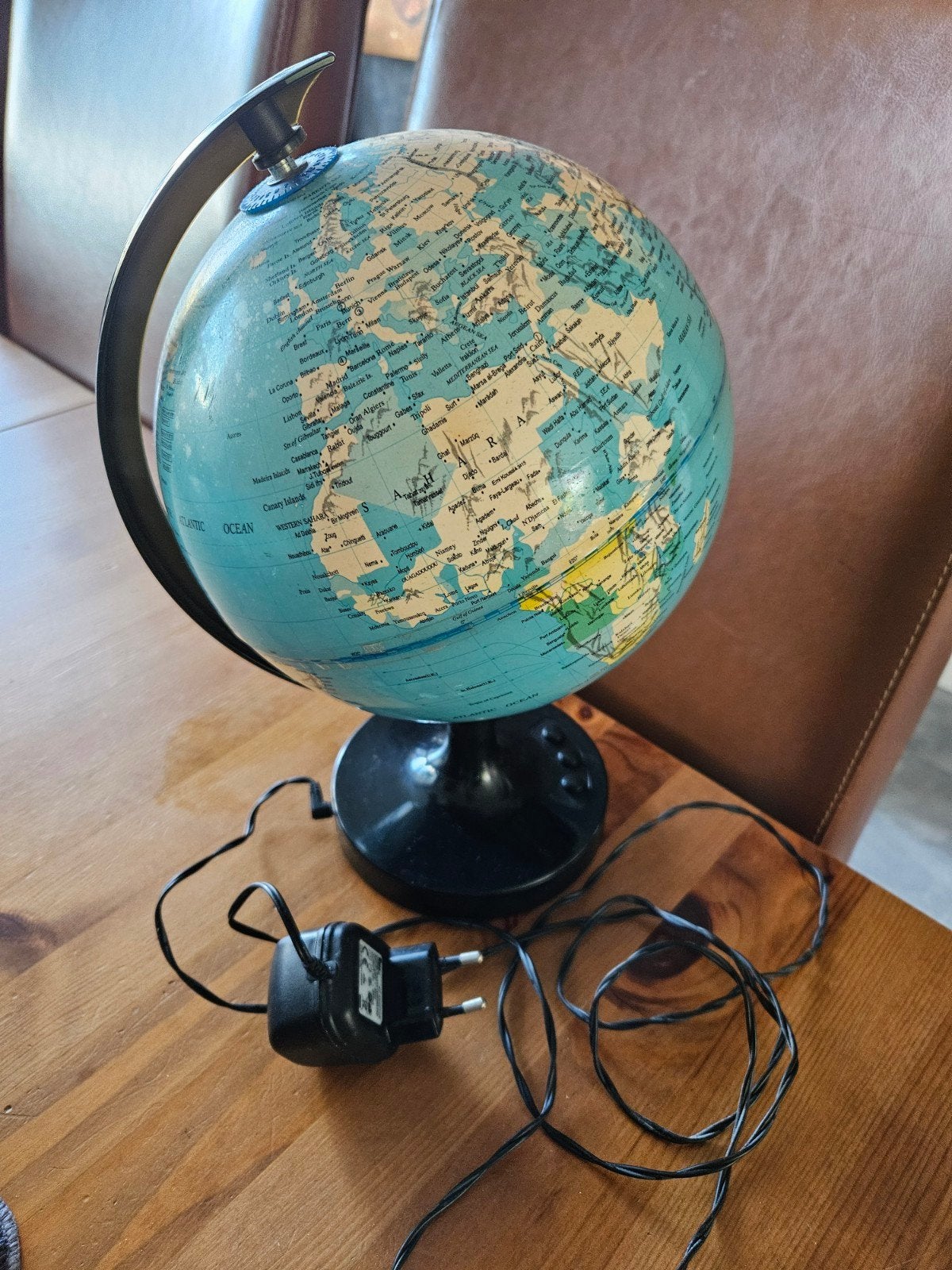 Wereldbol, Ophalen